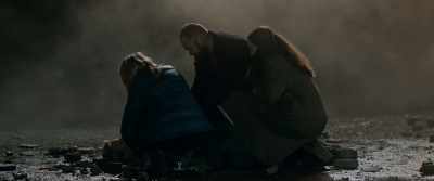 - You're crushing my arm.
- I'm sorry. - Hacker