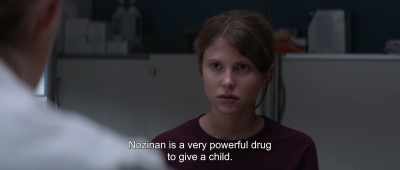 - You're dad is a doctor?
- Yeah, a general practitioner. - Thelma