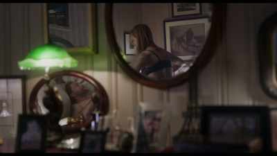 You're so distracted. Why? Why? - Between Worlds