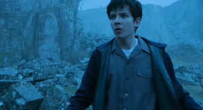 You're Emma And the twins. - Miss Peregrine's Home for Peculiar Children