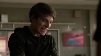 You're fighting it. - Teen Wolf