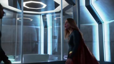 You're from Mars? - Supergirl