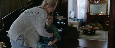 You're
getting big, kiddo. - Her Smell