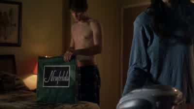 "you're getting colder." What? - Pretty Little Liars