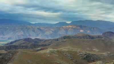 - You're getting
these little tidbits - Edge of the Earth