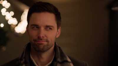- You're giving me that look again. - Merry Magic Christmas