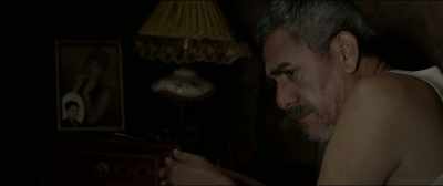 You're going to be late. C'mon.
I'll wait for you here. - I Dream in Another Language