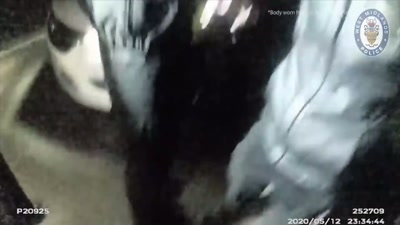 You're going to get arrested
for obstructing police. - Killers: Caught on Camera