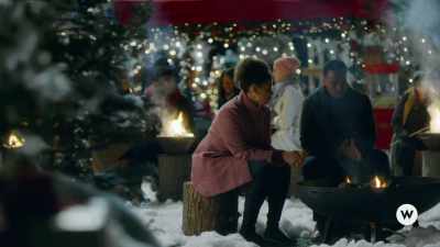 You're going to love
everything about New York, - A Christmas Treasure