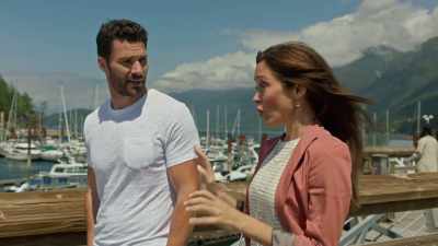 You're going to pass
on going to Venice. - Junebug