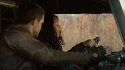 You're gonna be onewith the car.
[Chuckles] - The Walking Dead: World Beyond