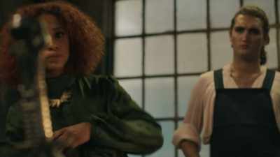 -You're gonna charge a sword?
-WAYNE: A rusty sword, really? - The Watch