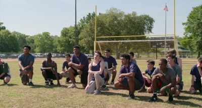 You're gonna kick the ball
into that net. - Think Like a Dog