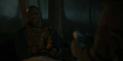 You're gonna nick the blade up
doing it like that. - Tales of the Walking Dead