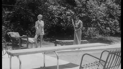 You're gonna to
get yourself wet. - Not of This Earth