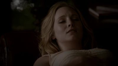 You're hallucinating. - The Vampire Diaries