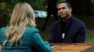 - You're happy with that?
- Oh, yeah. Yeah. Sure. - Pretty Little Liars: The Perfectionists
