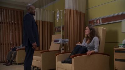 You're here early. - House