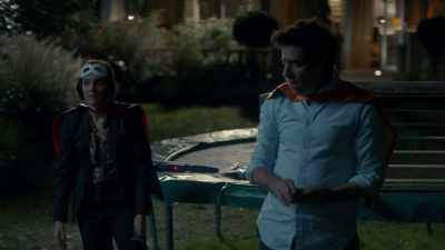 You're horrible.
You're...
[Scoffs] - The Split