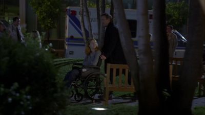 You're joining me
for a goodbye smoke. - House