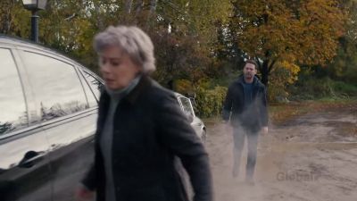 - You're kidding?
This is X? - Private Eyes
