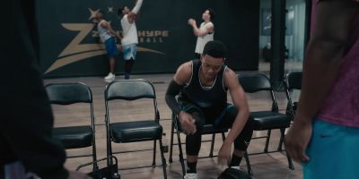 - You're late, Bel-Air. - Bel-Air