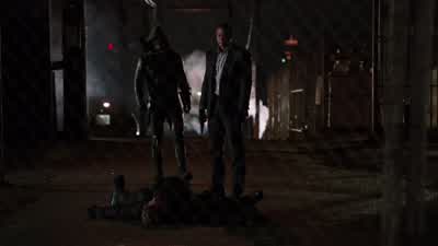 You're late. - Arrow