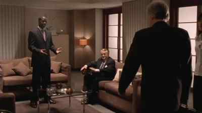 - You're late. - Hustle