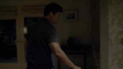 You're late. - Bloodline