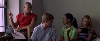 You're living with Maureen - Center Stage