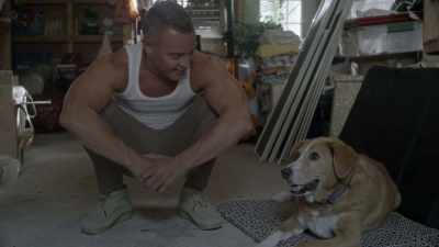 You're lucky it's your
off day today. [chuckles] - Frankie Meets Jack
