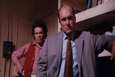 - You're Macklin.
- That's right. - The Outfit