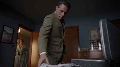 You're making a quick getaway. - The Man in the High Castle