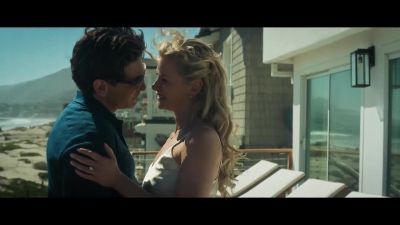 You're missing the view. - American Gigolo