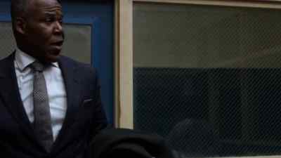 You're never gonna guess
who just called me. - Marvel's Luke Cage