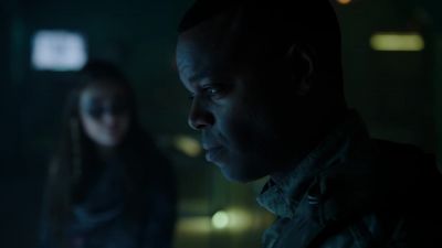 You're never gonna win
an argument with her. - 12 Monkeys