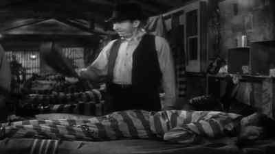 You're next. - I Am a Fugitive from a Chain Gang