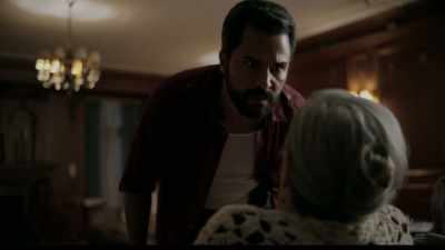 You're not safe!
- [SHE WHIMPERS] - Night of the Sicario