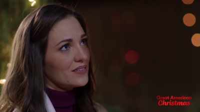 You're not supposed
to ask me like that. - A Dash of Christmas