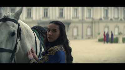 You're not wearing your kefta. - Shadow and Bone