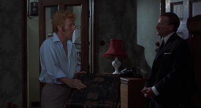 You're not wearing your tie - Frenzy