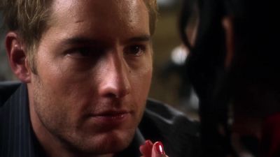 You're notjoining me?
Trips are more fun when they're for two. - Smallville