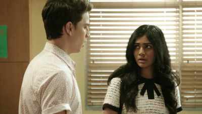 You're off the hook.
[laughs] - I Am Frankie