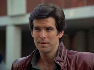 - You're on.
- I don't believe it. - Remington Steele