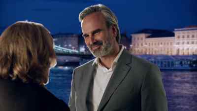 You're one of a kind, - Love on the Danube: Kissing Stars