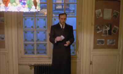 You're only a worm - The Conformist