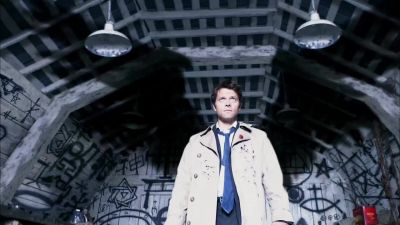 - You're possessing some poor bastard?
- This is a vessel. - Supernatural