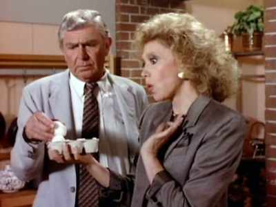 You're pretty smart,
you know that, itsy bitsy? - Matlock