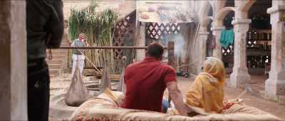 You're pushing 30 and still
so immature. - Sultan