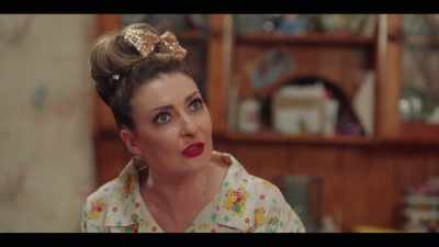 You're putting yourself
under too much pressure. - Derry Girls